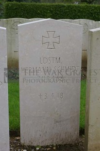 Doullens Communal Cemetery Extension No.1 - Schmidt, Hermann